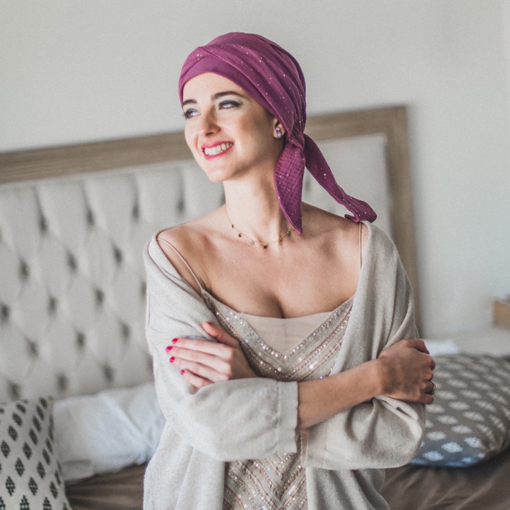 Pañuelo de cabeza Smooth Malva Gold color malva para pieles sensibles