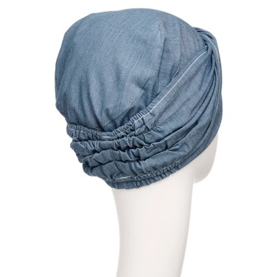 Un turbante moderno que combina elegancia casual y confort diario. 2