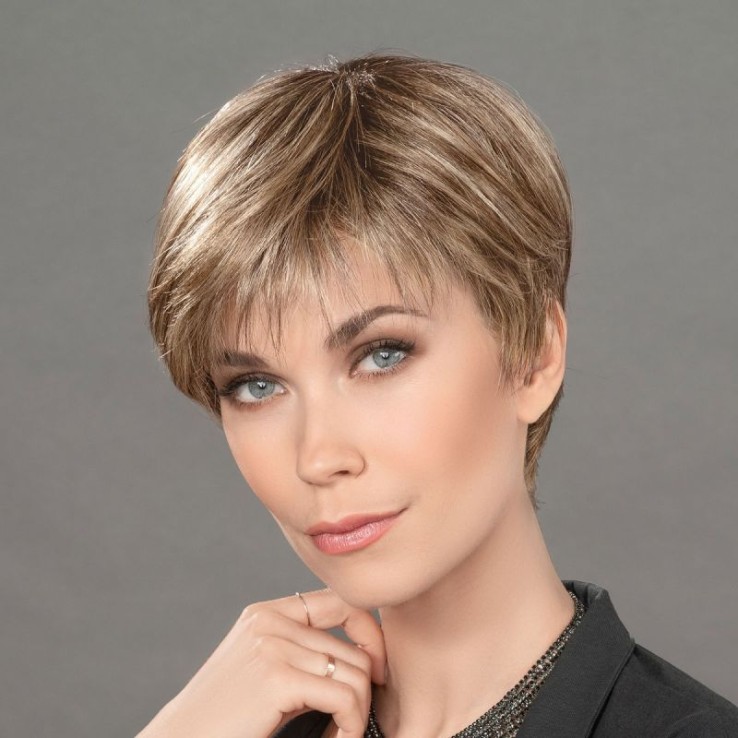 Prótesis capilar femenina Lace Top de Top Power Ellen Wille aportando densidad