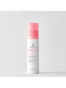 Crema Cantabria Labs Skin Resist para calmar la piel sensible.