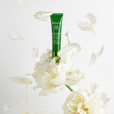 Pack APIVITA Bee Radiant: tu tratamiento antifatiga completo con regalo. 2