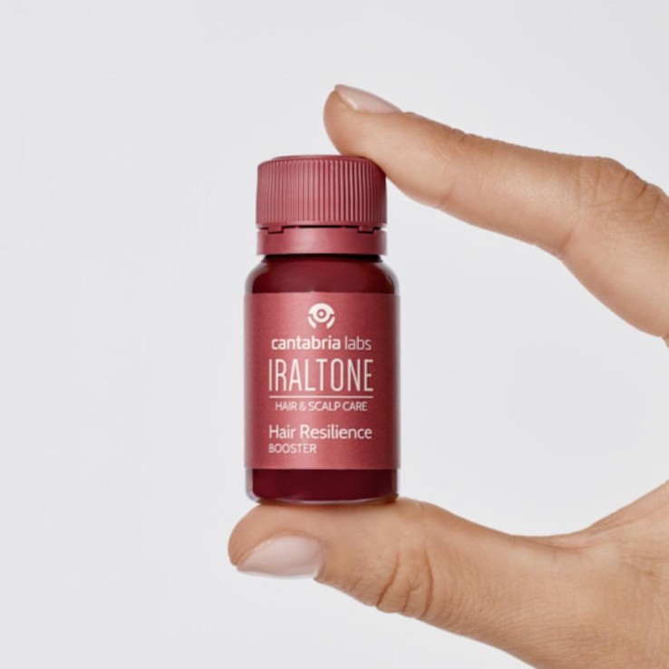Viales monodosis de Iraltone para recuperar el volumen de tu melena.