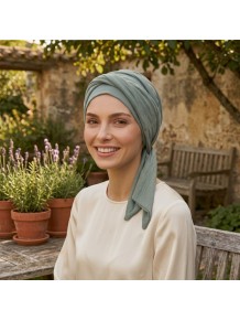 Turbante oncológico modelo Smooth Verde Gold con cintas integradas