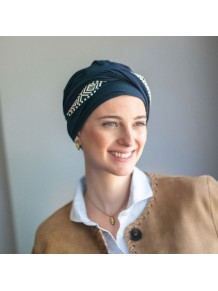 Turbante Oncológico Confort Ikat Navy en Tejido de Bambú · Carebell Headwear