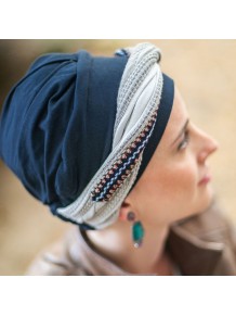 Turbante Oncológico Elegance Knit Blue en Tejido de Bambú · Carebell Headwear