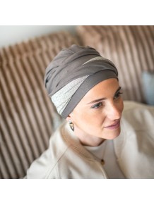 Turbante Oncológico Confort Gala Brown en Tejido de Bambú · Carebell Headwear