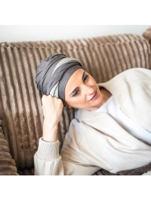 Turbante Oncológico Confort Gala Brown en Tejido de Bambú · Carebell Headwear