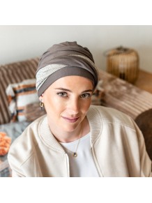 Turbante Oncológico Confort Gala Brown en Tejido de Bambú · Carebell Headwear