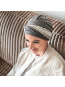 Turbante Oncológico Confort Gala Brown en Tejido de Bambú · Carebell Headwear