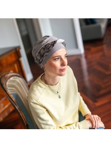 Turbante Oncológico Elegance Asian en Tejido de Bambú · Carebell Headwear