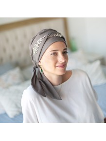 Pañuelo Oncológico · Smooth Ikat Brown en Tejido de Bambú · Carebell Headwear