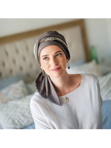 Pañuelo Oncológico · Smooth Ikat Brown en Tejido de Bambú · Carebell Headwear