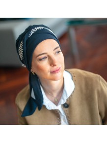 Pañuelo Oncológico Smooth Ikat Navy en Tejido de Bambú · Carebell Headwear