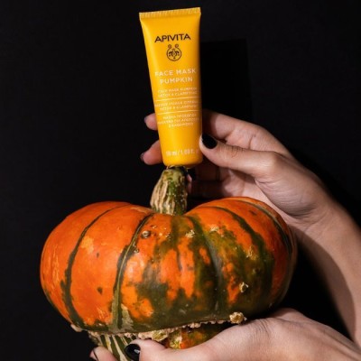 Mascarilla facial limpiadora detox con calabaza APIVITA Express Beauty 50ml en Carebell 2