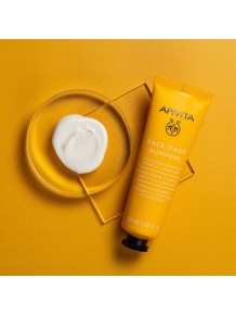Textura en crema suave de la mascarilla de calabaza y arcilla blanca para detoxificar la piel sensible sin resecar