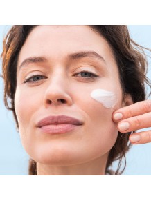 APIVITA BEEVINE ELIXIR Crema Lift - Textura Rica