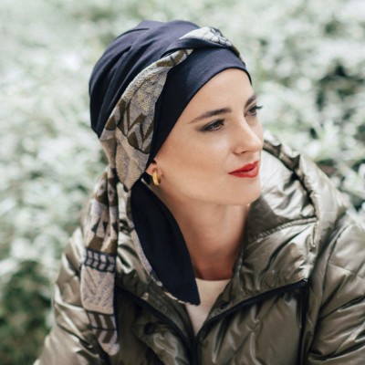 Pañuelo oncológico Smooth Zig Zag Grey de Carebell en tono marino