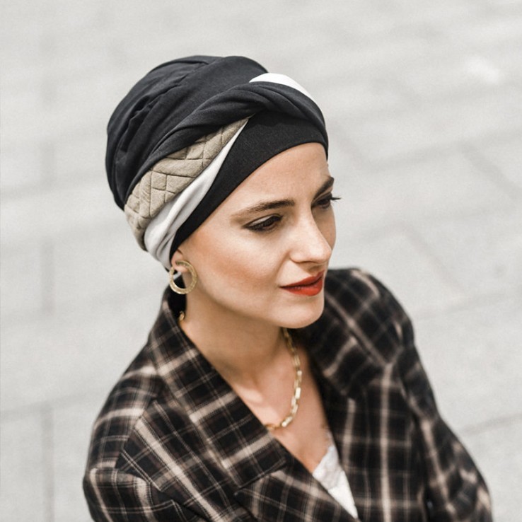Turbante Elegance Black Padded · Carebell Headwear