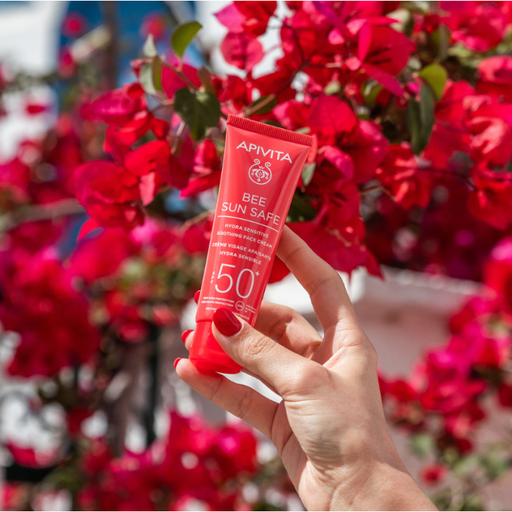 Apivita Bee Sun Safe Hydra Sensitive SPF50
