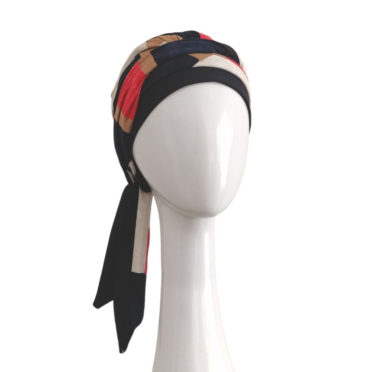 Pañuelo Lucia Metropolitan · Carebell