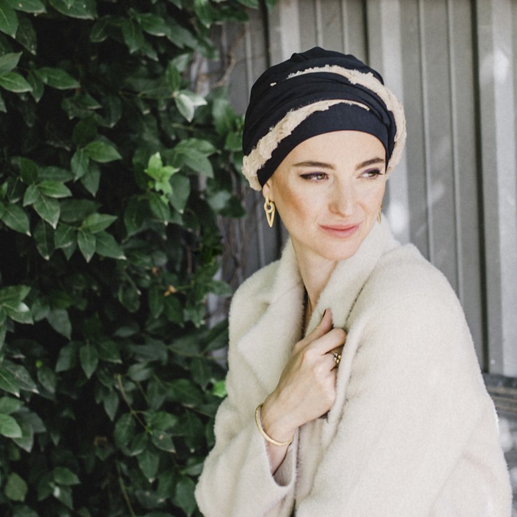 Turbante Elegance Black Estocolmo · Carebell