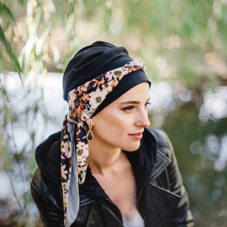 Pañuelo Smooth Night Flora · Carebell Headwear
