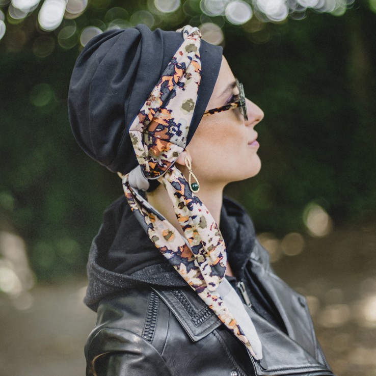 Pañuelo Smooth Night Flora · Carebell Headwear