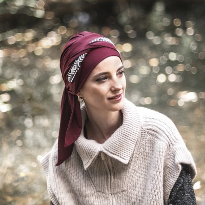 Pañuelo Smooth Ikat Burdeos · Carebell