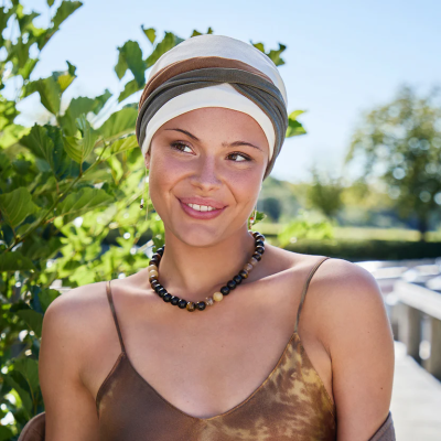 Turbante Oncologico ZOYA V Soft Ivory Mix · Christine...