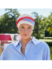 Turbante Zoya V: Tonos vibrantes y favorecedores diseñados para iluminar el rostro con elegancia.